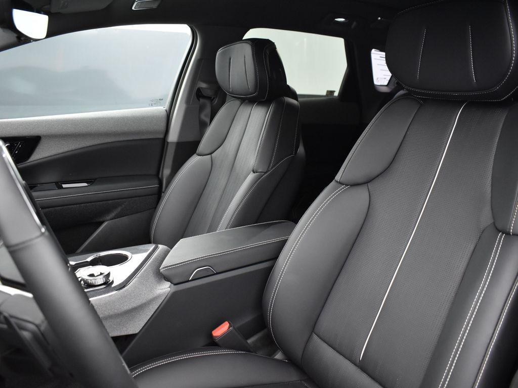 new 2025 Cadillac OPTIQ car, priced at $58,889