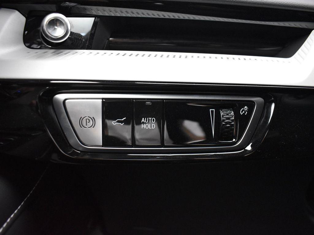 new 2025 Cadillac OPTIQ car, priced at $58,889