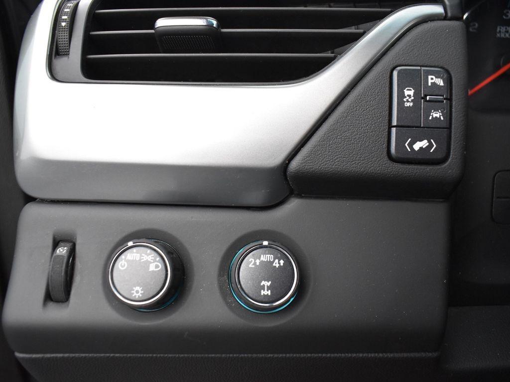 used 2020 Chevrolet Suburban car, priced at $28,395