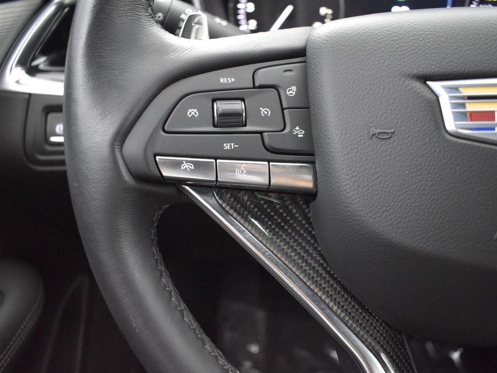 used 2023 Cadillac XT6 car, priced at $47,495