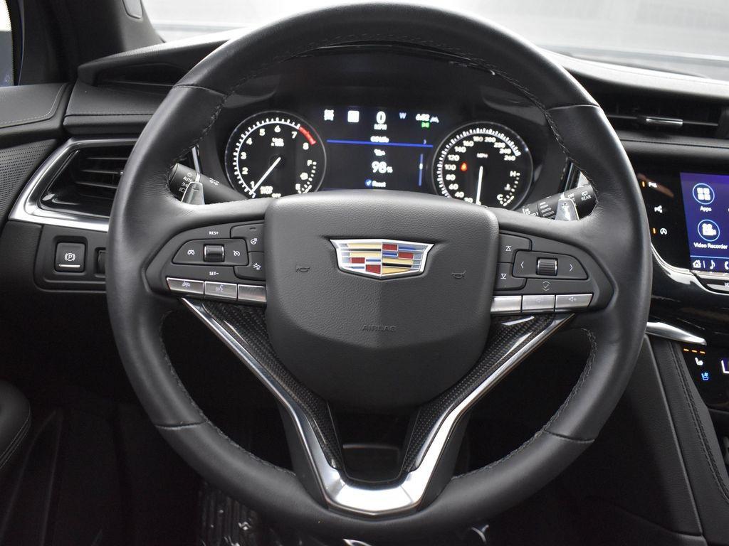 used 2023 Cadillac XT6 car, priced at $47,495
