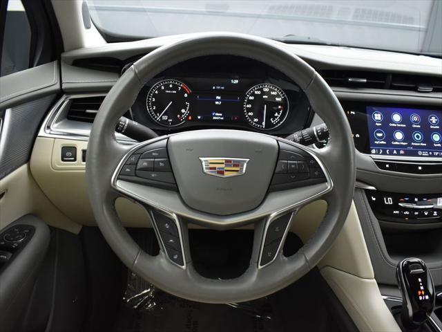 used 2021 Cadillac XT5 car, priced at $30,495