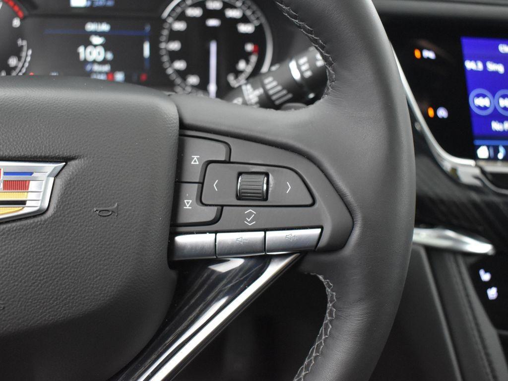 used 2024 Cadillac XT6 car, priced at $52,495