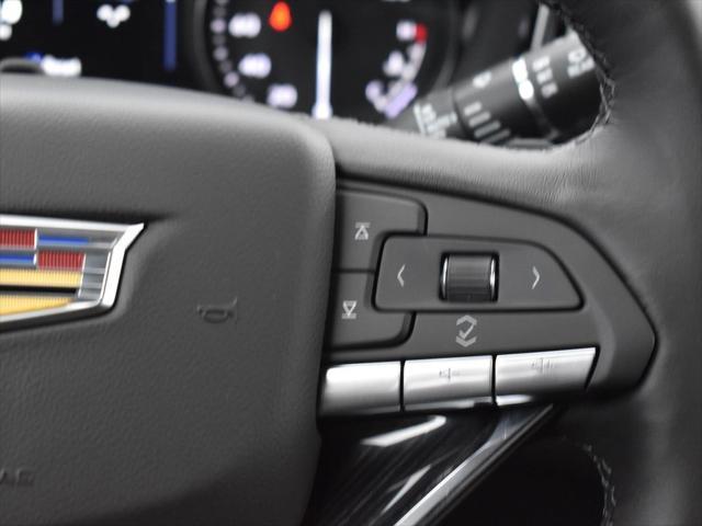 new 2025 Cadillac XT6 car, priced at $71,260