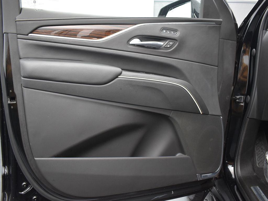 used 2022 Cadillac Escalade car, priced at $63,895