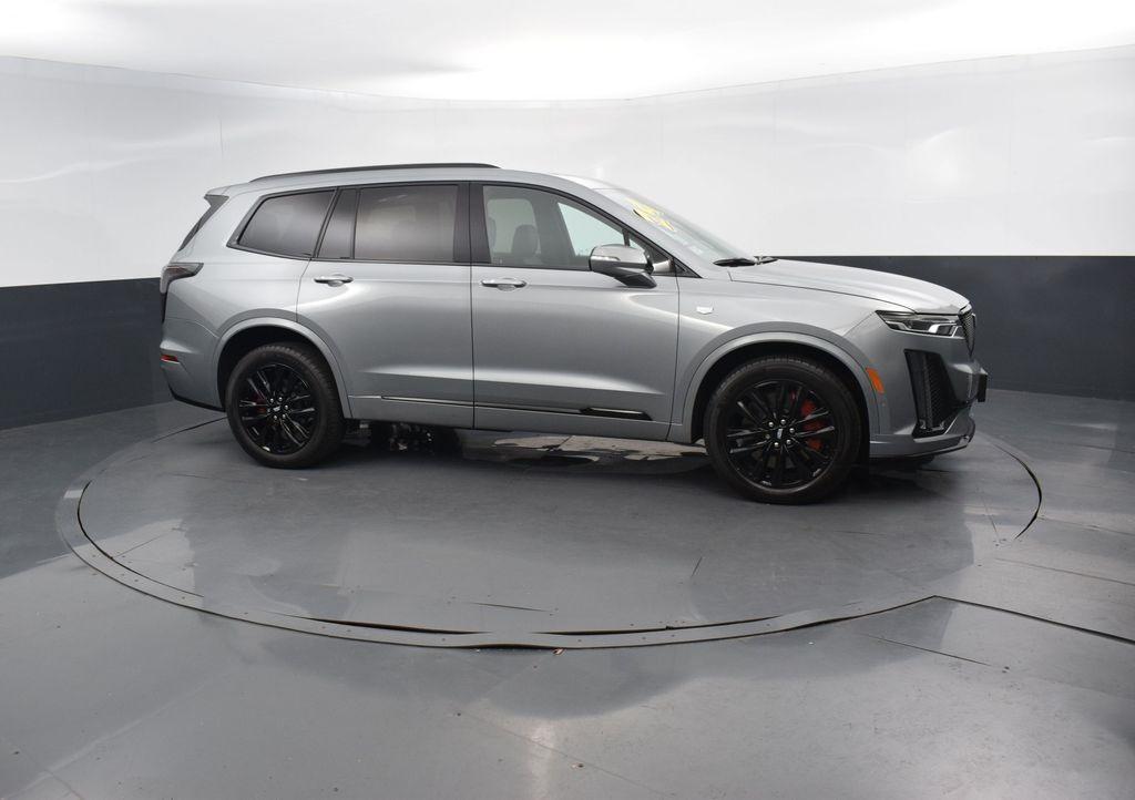 used 2024 Cadillac XT6 car, priced at $54,495