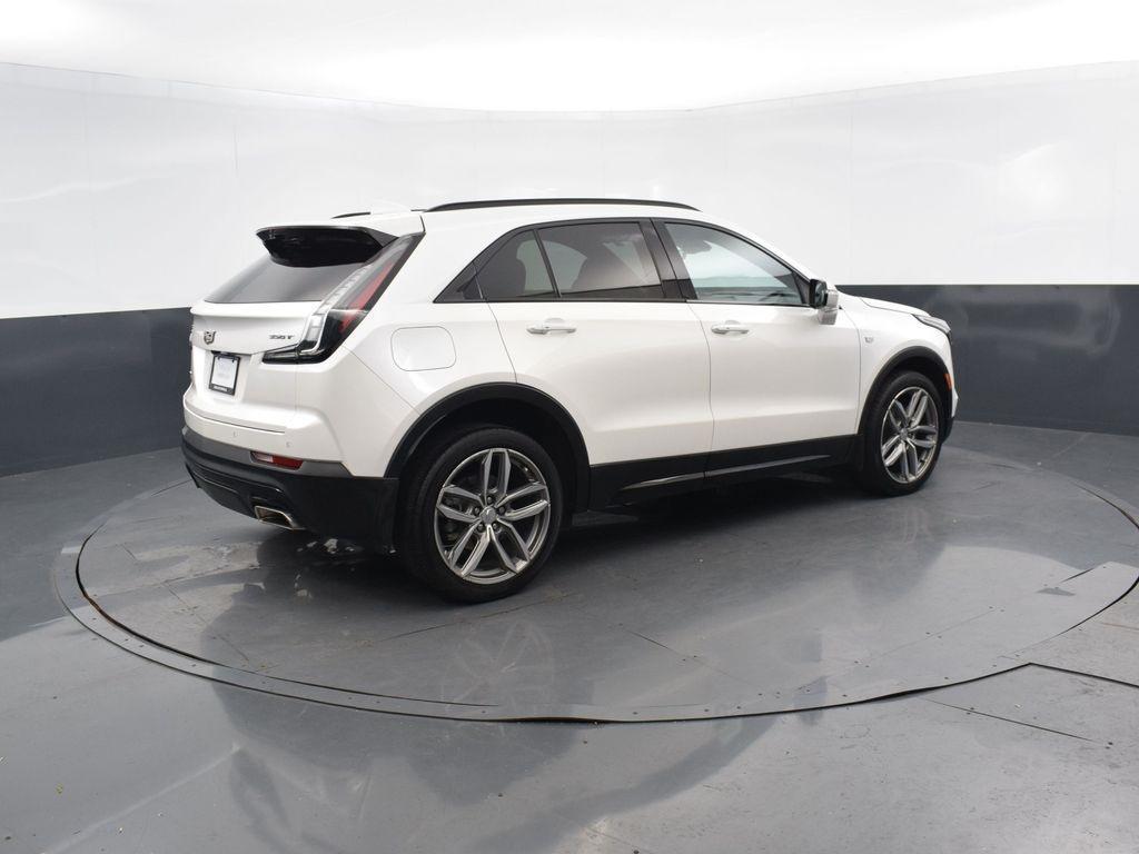 used 2022 Cadillac XT4 car, priced at $30,295