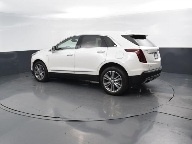 new 2025 Cadillac XT5 car, priced at $54,135