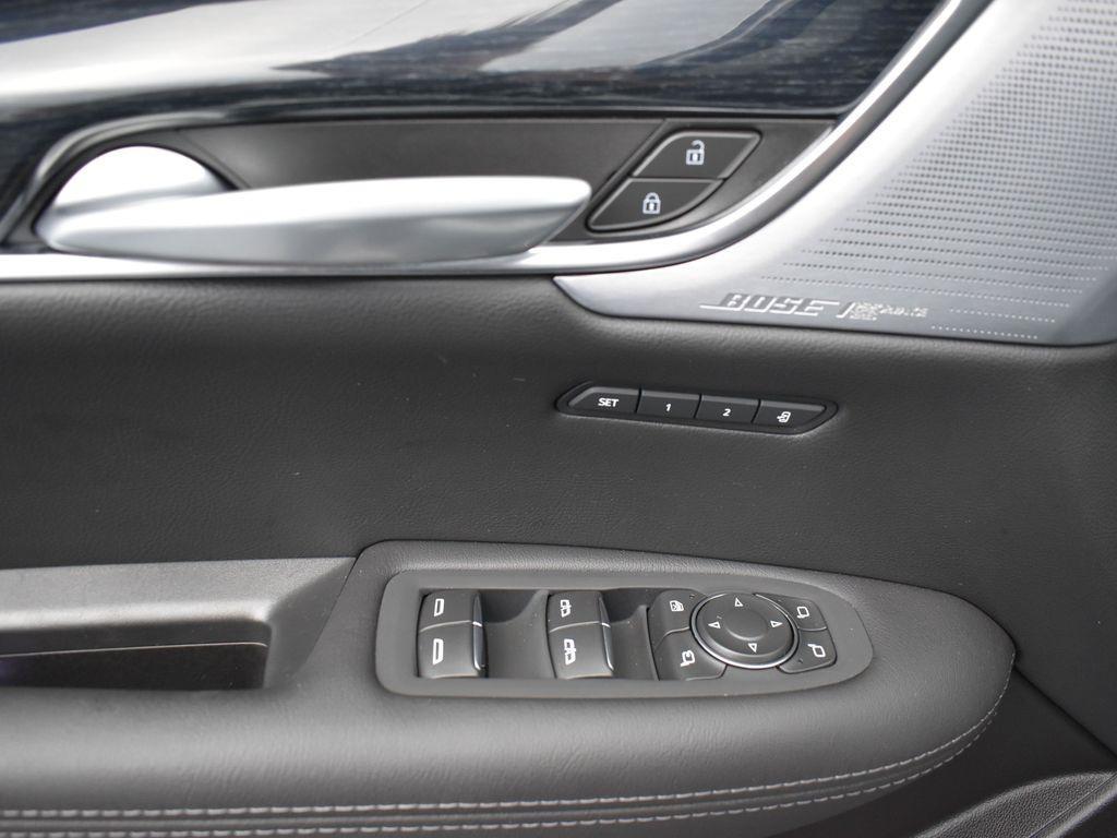 new 2025 Cadillac XT5 car, priced at $53,635