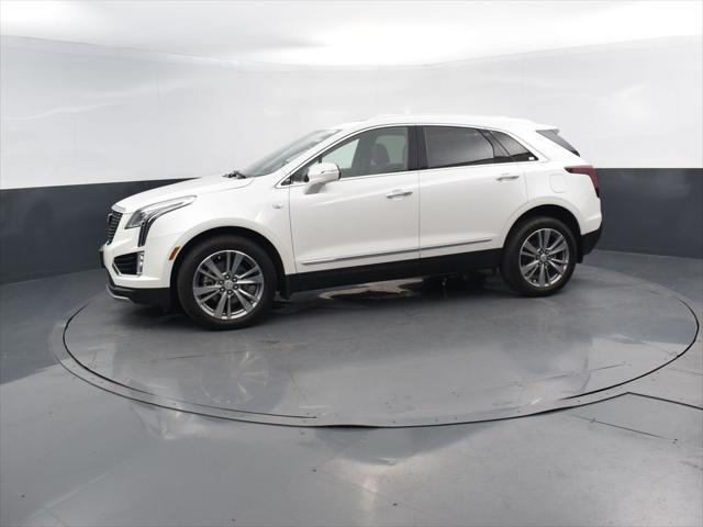 new 2025 Cadillac XT5 car, priced at $54,135