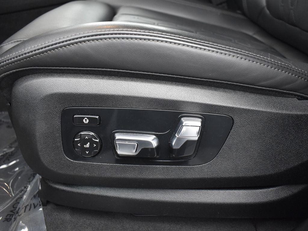 used 2022 BMW X7 car, priced at $58,995