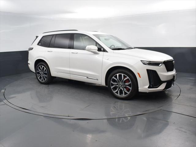 new 2025 Cadillac XT6 car, priced at $72,065