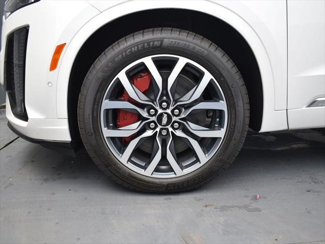 new 2025 Cadillac XT6 car, priced at $72,065