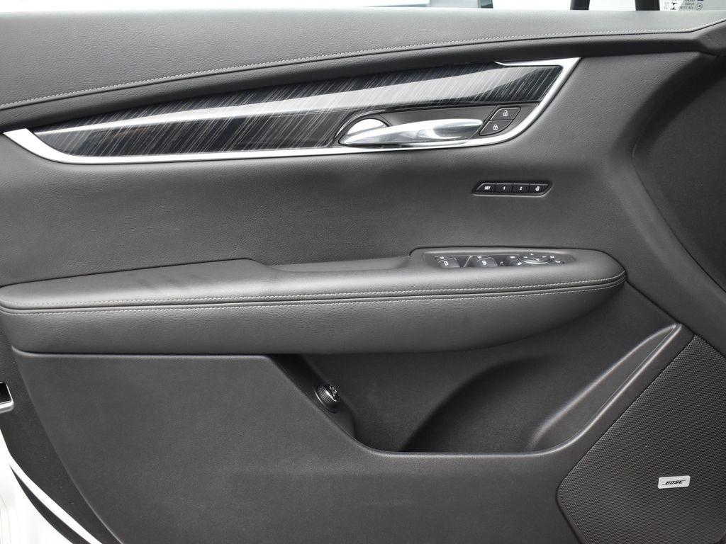 used 2021 Cadillac XT6 car