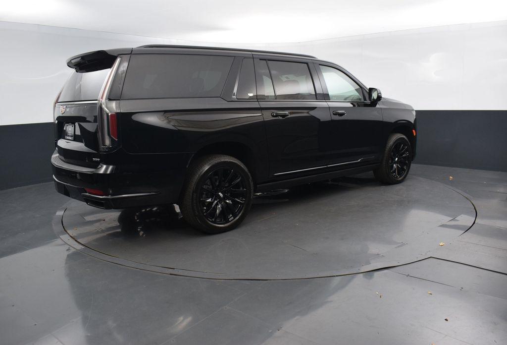 used 2023 Cadillac Escalade ESV car, priced at $90,995