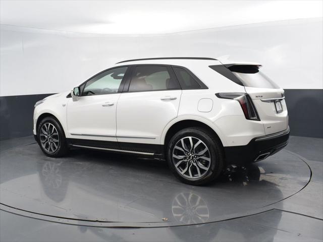 used 2021 Cadillac XT5 car, priced at $35,635