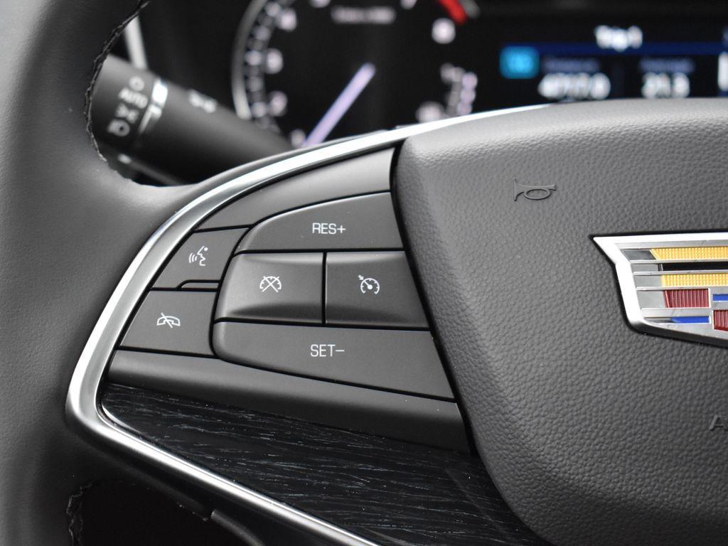 new 2025 Cadillac XT5 car, priced at $53,935