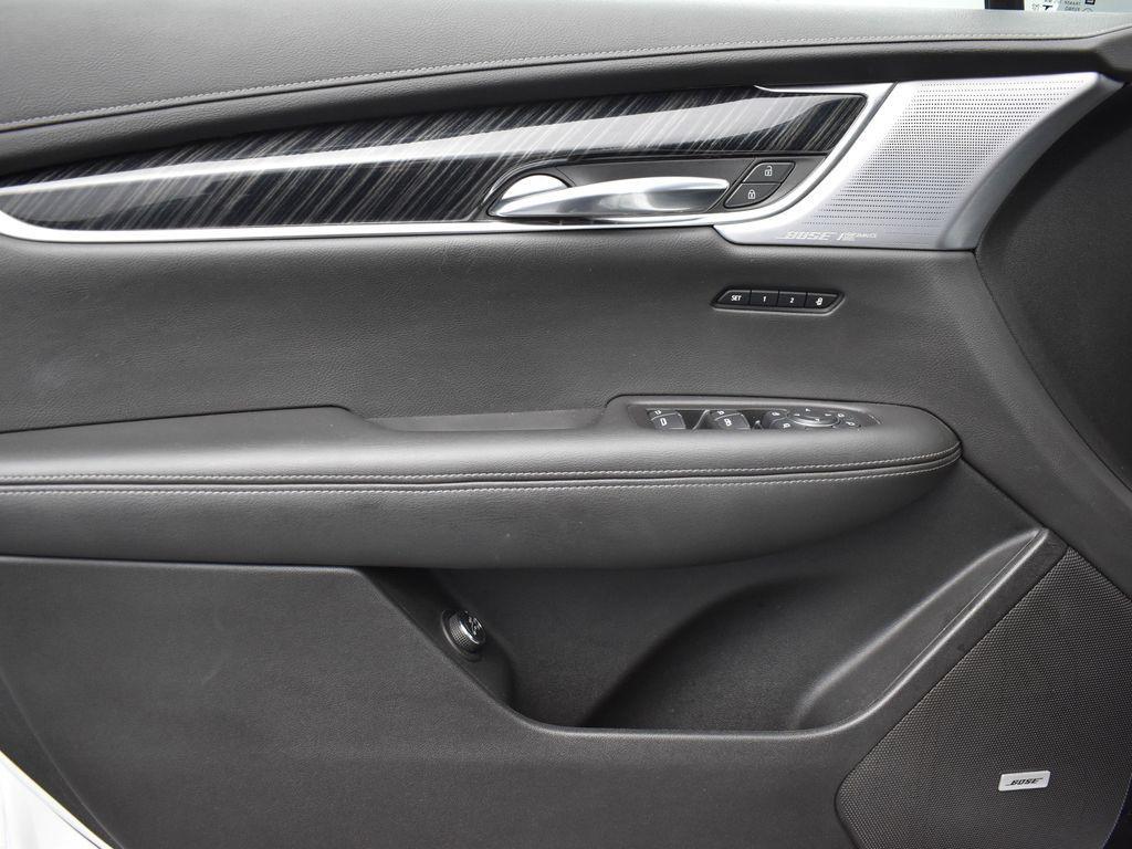 used 2020 Cadillac XT6 car, priced at $30,695