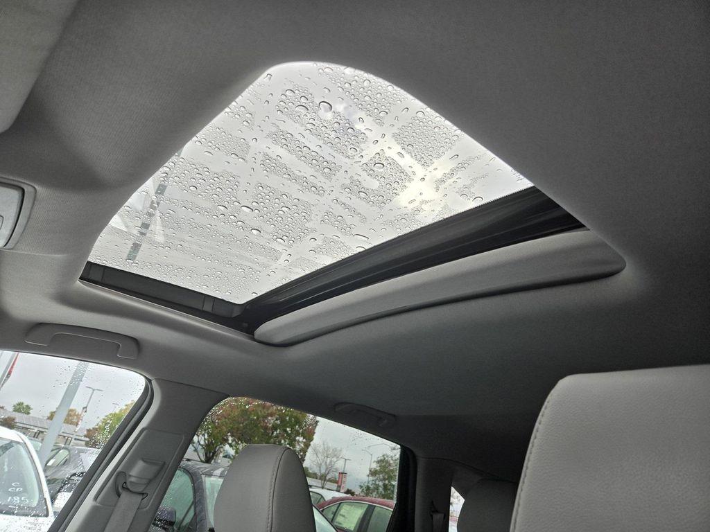 used 2014 Acura MDX car, priced at $13,152