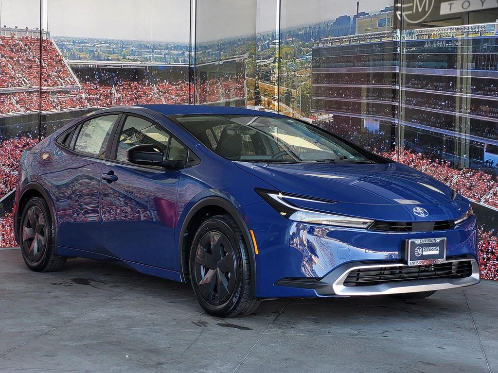 new 2026 Toyota Prius Plug-In Hybrid car, priced at $35,324
