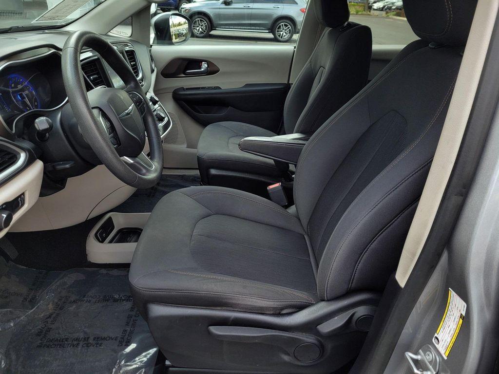 used 2018 Chrysler Pacifica car, priced at $11,286