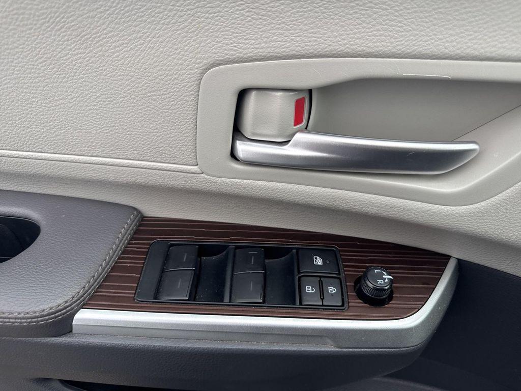 used 2023 Toyota Sienna car, priced at $41,990