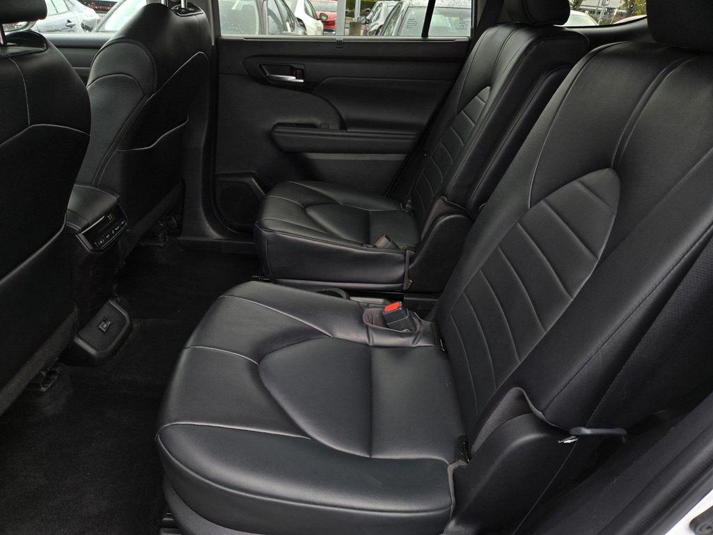 used 2022 Toyota Highlander car, priced at $33,860