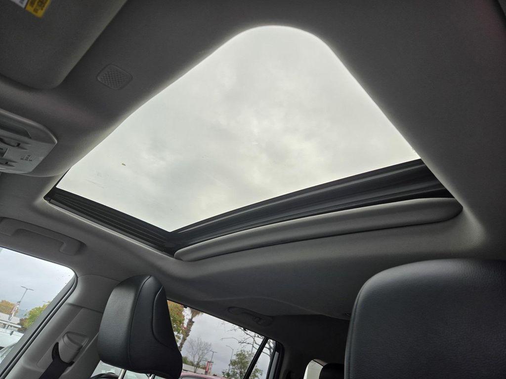 used 2022 Toyota Highlander car, priced at $33,860