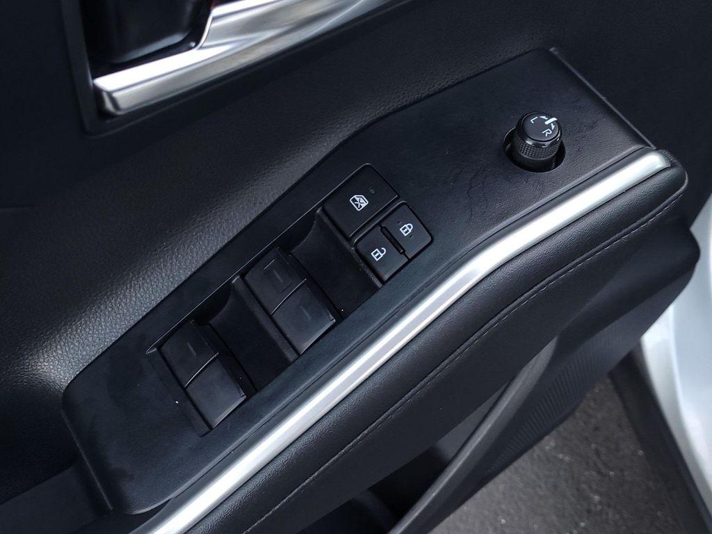 used 2024 Toyota Highlander car, priced at $41,590