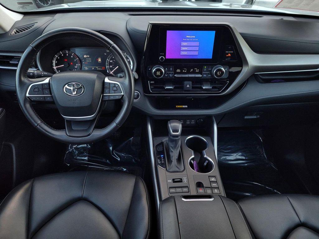used 2024 Toyota Highlander car, priced at $41,590