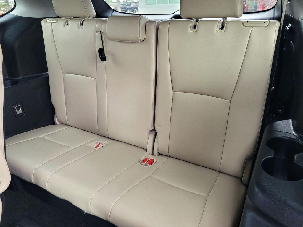 used 2023 Toyota Highlander car, priced at $36,383