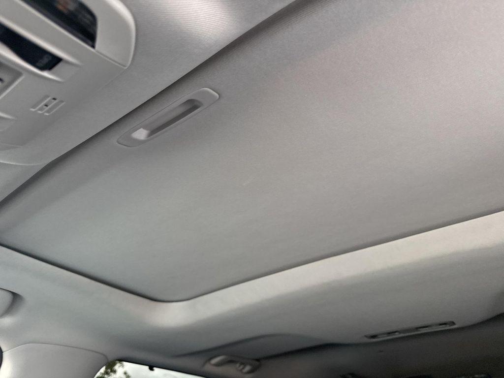 used 2022 Toyota Highlander Hybrid car, priced at $36,490