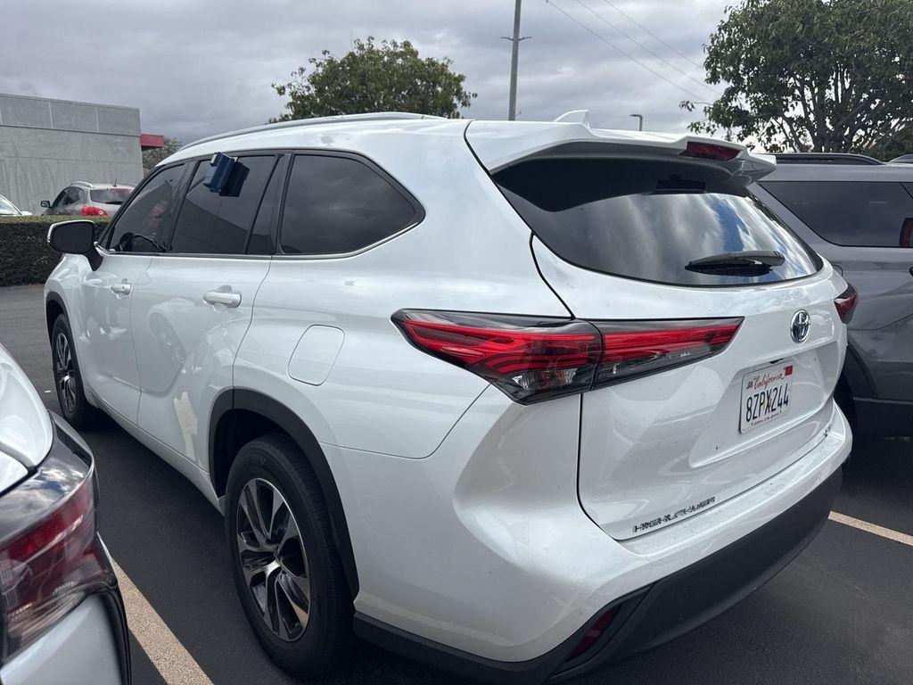 used 2022 Toyota Highlander Hybrid car, priced at $36,490