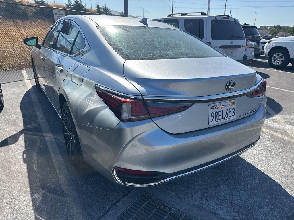 used 2024 Lexus ES 250 car, priced at $44,090