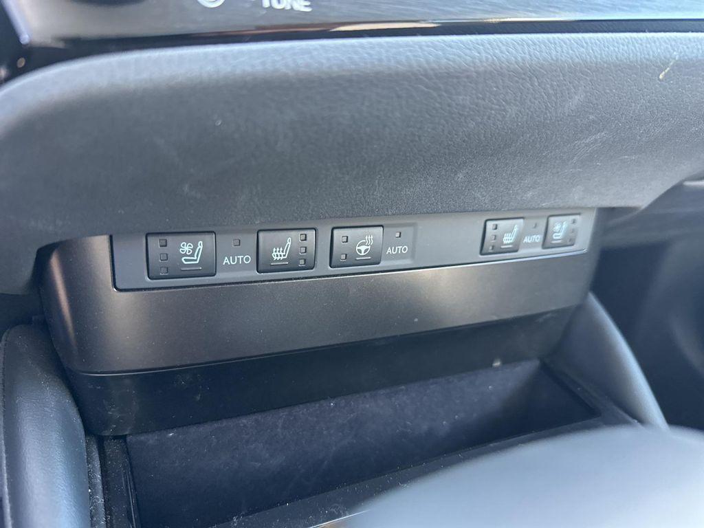 used 2024 Lexus ES 250 car, priced at $44,090