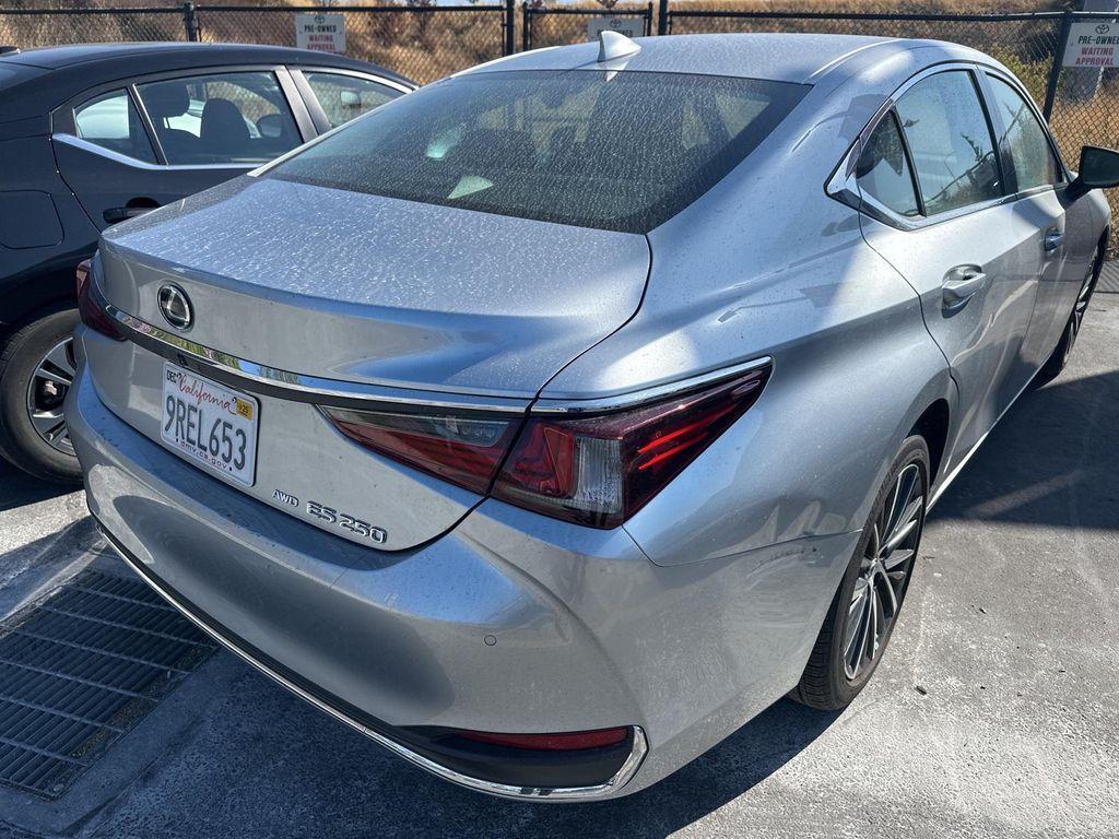 used 2024 Lexus ES 250 car, priced at $44,090
