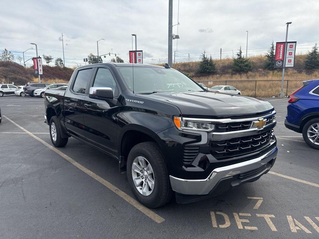 used 2025 Chevrolet Silverado 1500 car, priced at $41,990