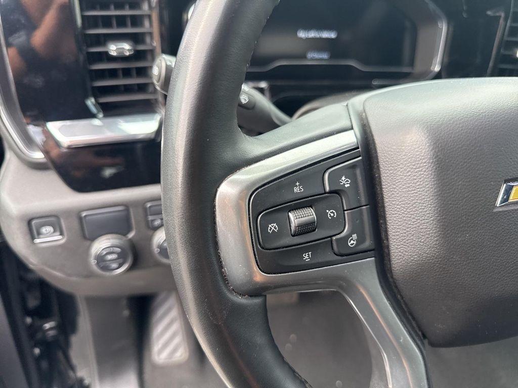 used 2025 Chevrolet Silverado 1500 car, priced at $41,990