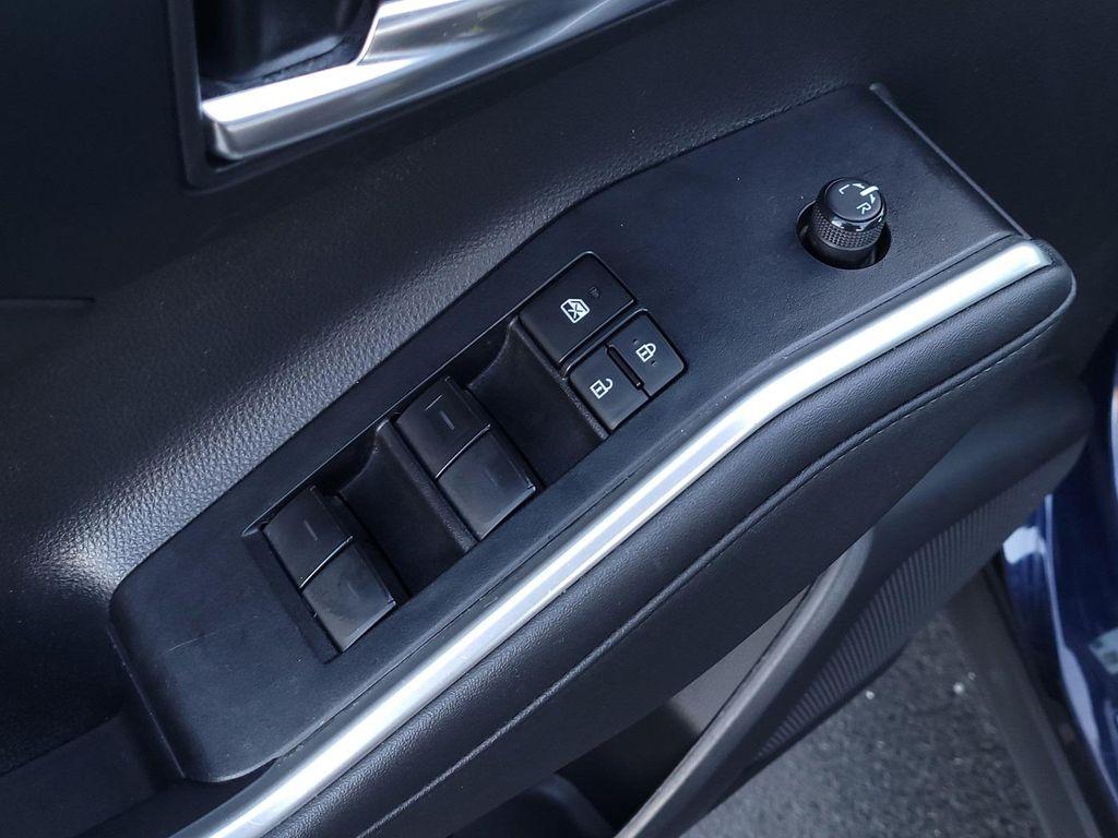 used 2023 Toyota Highlander car, priced at $35,229