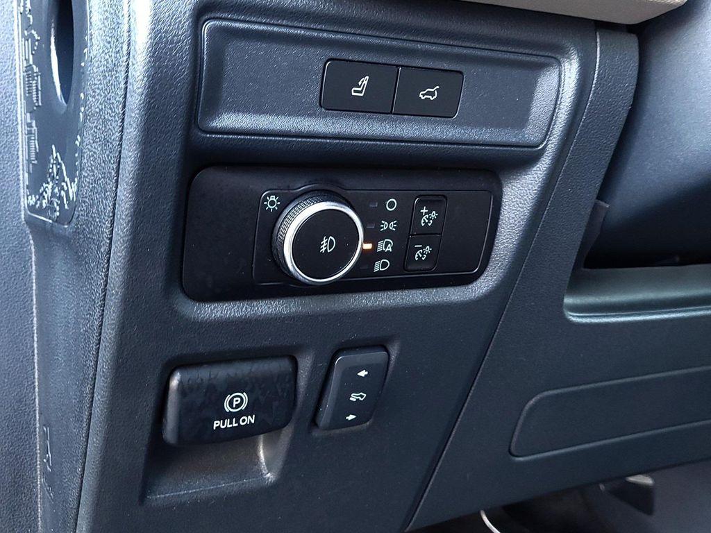 used 2023 Ford Expedition car, priced at $40,687
