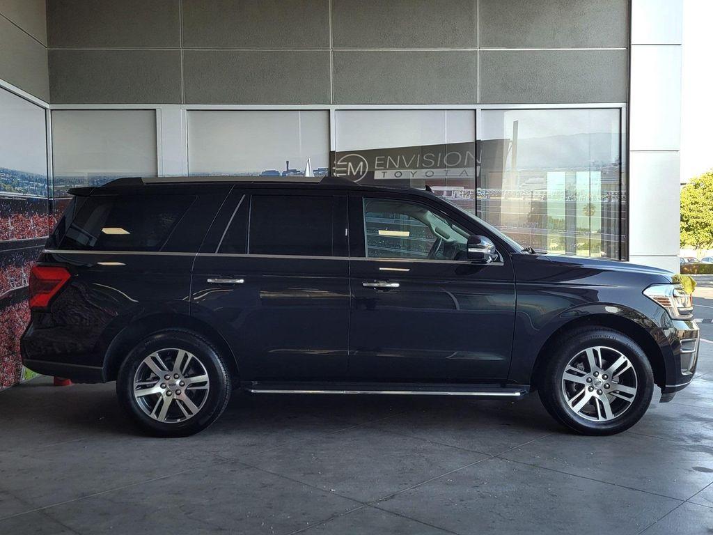 used 2023 Ford Expedition car, priced at $40,687