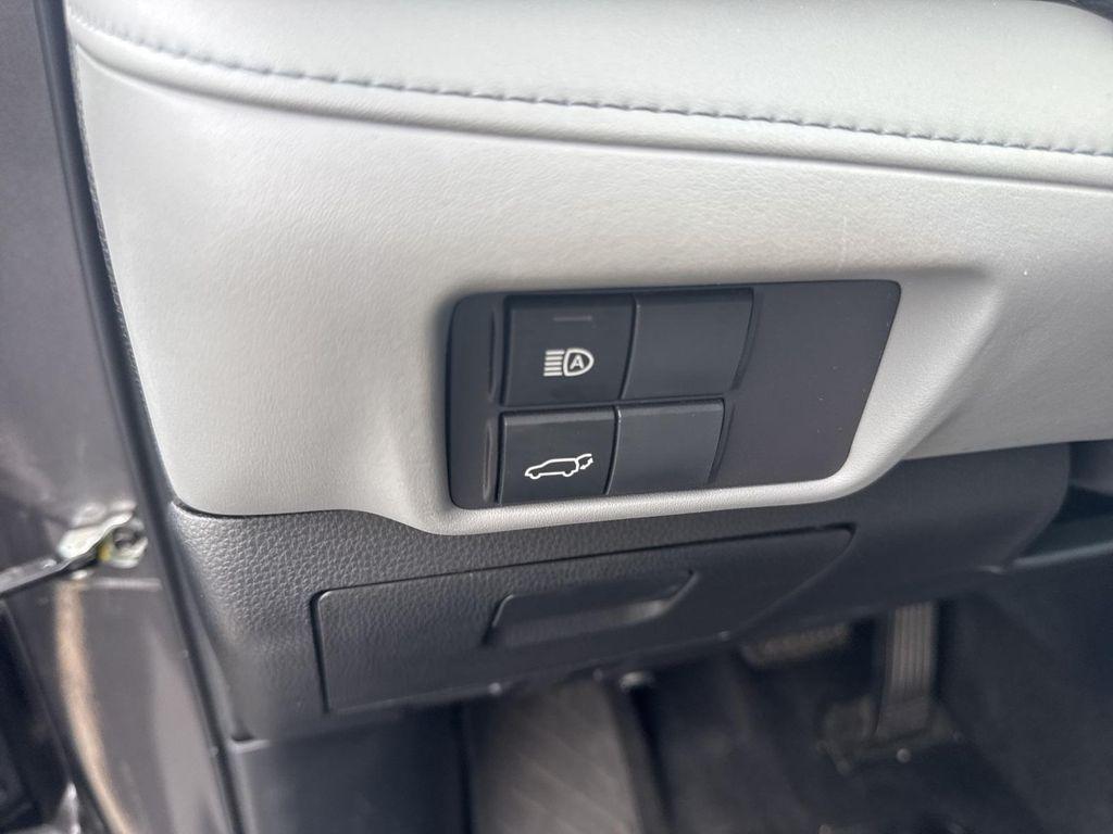 used 2022 Toyota Highlander car, priced at $30,990