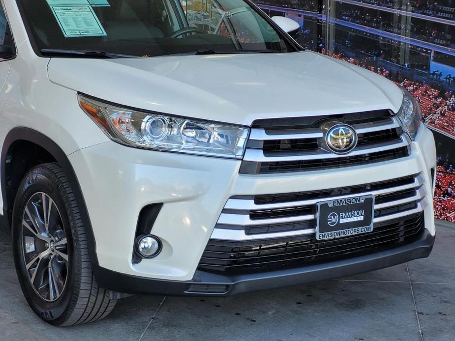 used 2019 Toyota Highlander car, priced at $26,966