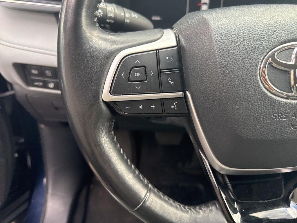 used 2023 Toyota Highlander car, priced at $40,990