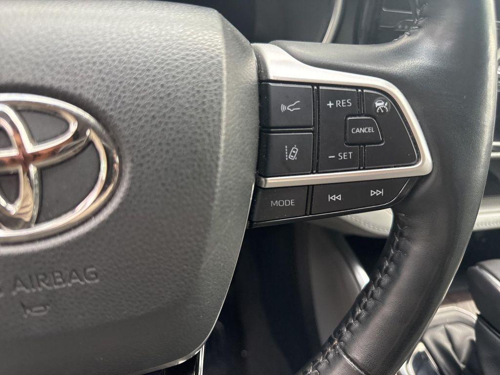 used 2023 Toyota Highlander car, priced at $40,990