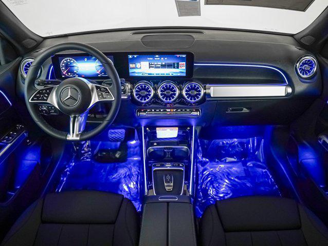 new 2025 Mercedes-Benz GLB 250 car, priced at $51,095