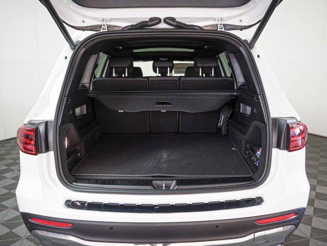 new 2025 Mercedes-Benz GLB 250 car, priced at $51,095