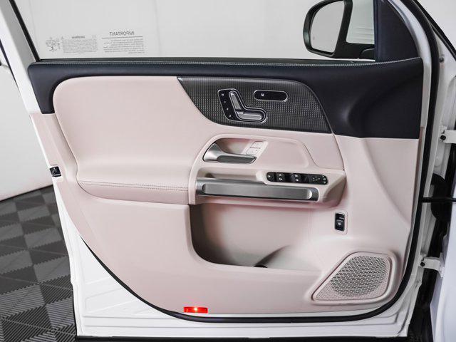 used 2021 Mercedes-Benz GLB 250 car, priced at $25,998