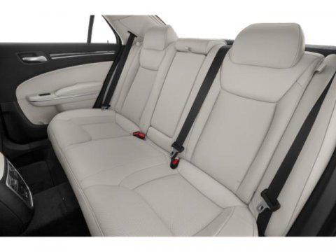 used 2019 Chrysler 300 car
