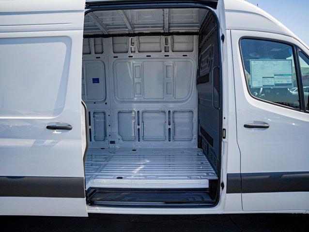 new 2025 Mercedes-Benz Sprinter 2500 car, priced at $60,610